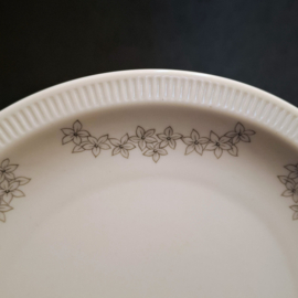 Vintage Bord Arzberg met grijze Bloemetjes Ø 21,5 cm