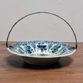 Serveerschaaltje met verzilverd hengsel - RAM - Delfts Blauw