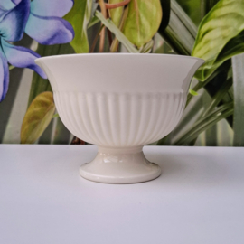 Wedgwood Edme - Schaaltje op voet / Sorbetcoupe