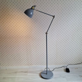 Vloerlamp Grijs Metaal met Dimmer