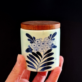 3 Keramiek Potjes met houten deksel ( niet vacuüm sluitend)