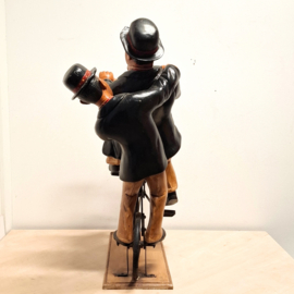 Beeld van Laurel en Hardy op de Fiets - Dikke en de Dunne