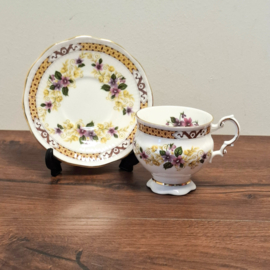 Elizabethan Kop & Schotel