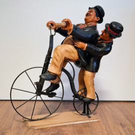 Beeld van Laurel en Hardy op de Fiets - Dikke en de Dunne