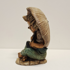 Zwaar Beeld van een kind onder een Paraplu - Umbrella Boy