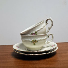 Vintage Kop en Schotels 2 stuks