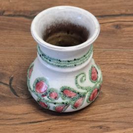 Strehla 1461 - Vaasje - Hoogte 11,5 cm