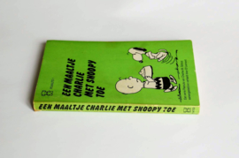 ZB1410/2 - Charles M. Schulz - Een maaltje Charlie met Snoopy toe