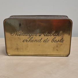 Tabak Blik  Reliëf - Niemeyer’s tabak erkend de beste