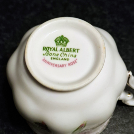 Royal Albert - Anniversary Rose - Dames Kopje