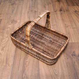 Rieten Mand met Hengsel