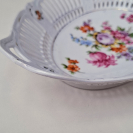 Vintage opengewerkt Schaal / Serveren - Bloemen