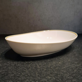 Mosa Schaal 30 cm x 21,5 cm x H 6 cm – Ei Vormig – Goud Randje
