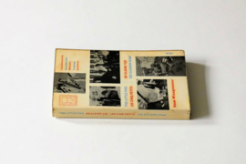 ZB0157/158/2 - Sam Waagenaar - The little five / De kleine vijf.. (Engelstalig)