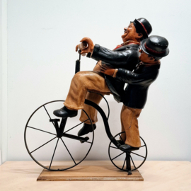 Beeld van Laurel en Hardy op de Fiets - Dikke en de Dunne