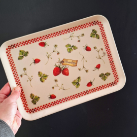 Jet ter Steege Strawberry Melamine Dienblad – Aardbeien