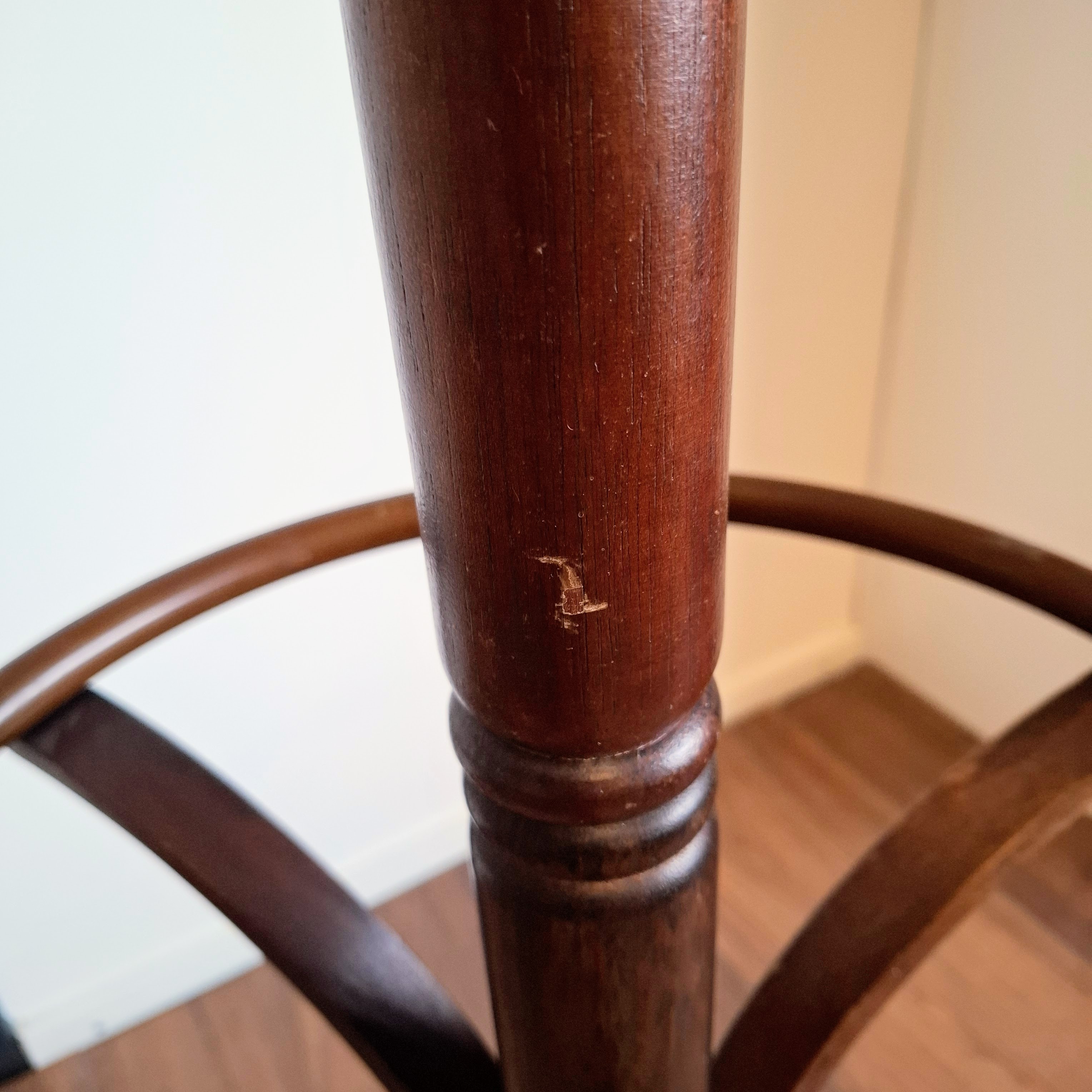 Staande Kapstok - Thonet
