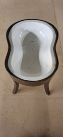 Antieke Bidet of Waskom
