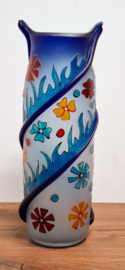 Blauw Vaas Beschilderd met Bloemen - Glaskunst