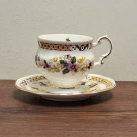 Elizabethan Kop & Schotel