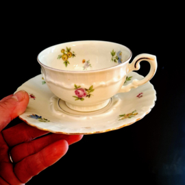 Vintage Kop en Schotels 2 stuks