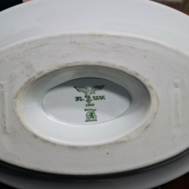 Bohemia Juskom of Sauskom met vaste Onderschotel -  Wit Flieger Unterkunft Verwaltung – FI.U.V. Duitse Adelaar - Luftwaffe