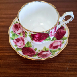 Royal Albert - Old English Rose - Heren Kop & Schotel
