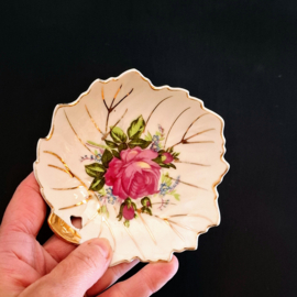 Schaaltje met een roze Roos / Bloem