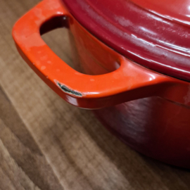 Rode, geëmailleerde gietijzeren Kookpot - Stoofpan / Braadpan