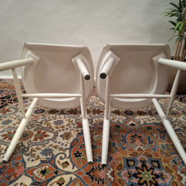 2 Vintage Topiovaara Stoelen - Wit geschilderd - Spijlenstoel