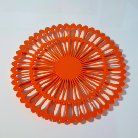 vintage tVintage Oranje Plastic / Kunststof Taartsnijder voor 16 punten – Buchsteiner – Made in Germany – Ø 32 cm