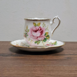 Royal Albert - American Beauty - Kop en schotel