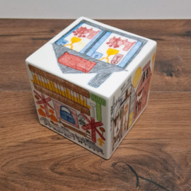 Keramische Kubus, naar de werken van Rieka Bettink