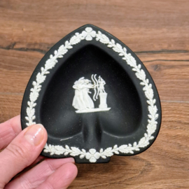 Wedgwood Jasperware Zwart Asbak Hart