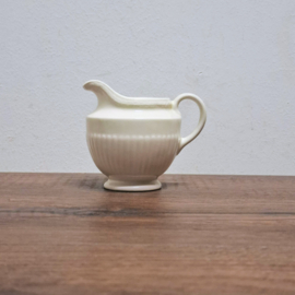 Wedgwoord Edme Roomkannetje ‘klein’