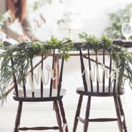 Mr & Mrs Stoelbordje Hout - Beautiful Wooden Chair Signs Ginger Ray