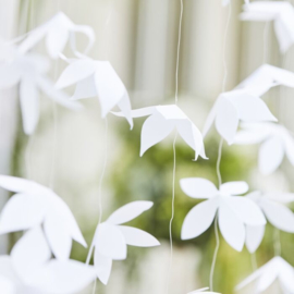 Backdrop Witte Origami Bloemen - Ginger Ray