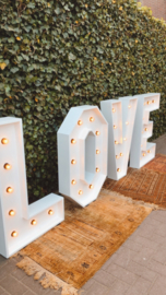 Love letters - verhuur - lichtletters bruiloft