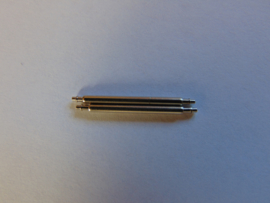 Federstege 1,5 mm. dick mit Kragen.