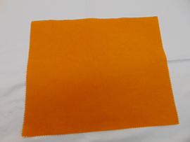 Goudpoetsdoek 30 x 23.5 cm.