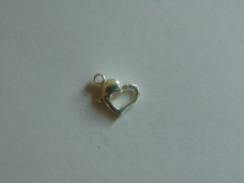 Zilveren karabijnhaak in hartvorm 10 mm.