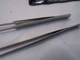 Set van 6 stompe pincetten