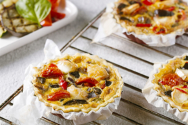 Quiche met geitenkaas, tomaat en prei