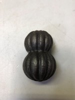 R18. 51x35 mm. Boven 30 mm. Smeedijzer