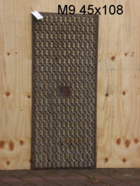 M9 , 45 x 108 cm