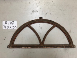 R147 , 71,5 x 33 cm