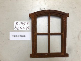 R149 , 34,5 x 47 cm. Tuimelraam