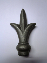 081. 145x83 mm. Diameter 30 mm. Smeedijzer