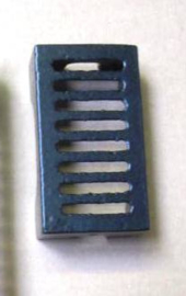 MOP1, Gietijzeren ventilatierooster 110x60mm. Geschopeerd & zwart gepoedercoat