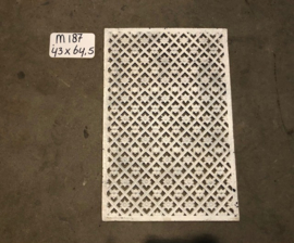 M187 ,  43 x 64,5 cm